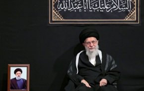 إقامة الليلة الثانية من مراسم العزاء الحسيني بحضور قائد الثورة الاسلامية
