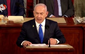 گزارش العالم از تشویق بی امان نتانیاهو در کنگره آمریکا، سخنرانی دروغ و فریب اذهان جهانیان +فیلم