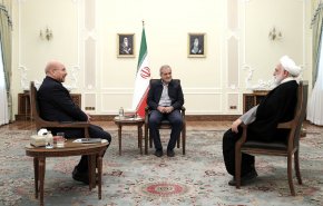 رؤساء السلطات الايرانية الثلاث يلتقون باستضافة الرئيس بزشكيان