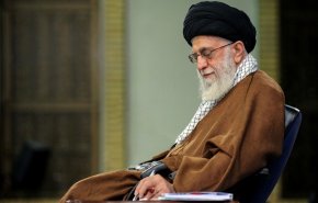 قائد الثورة يعزي باستشهاد امام جمعة كازرون