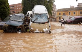 فيضانات عارمة في إسبانيا تودي بحياة 63 شخصاً