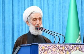 خطيب جمعة طهران: الضغط المتزايد من العدو يزيد من صمودنا