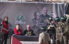 تنفيذ رابع عملية تبادل بين حماس وكيان الاحتلال +فيديو وصور