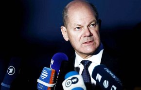  أولاف شولتس: تصريحات ترامب عن زيلينسكي 'خاطئة وخطيرة'