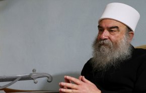 سوريا.. الشيخ حكمت الهجري يعلن رفض الإعلان الدستوري