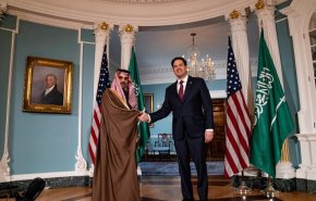 وزير الخارجية السعودي في واشنطن للتحضير لزيارة ترامب إلى الرياض