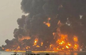 13 غارة للعدوان الأمريكي على ميناء ومطار الحديدة