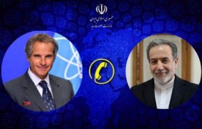 عراقجي يتباحث هاتفيا مع غروسي حول المفاوضات النووية