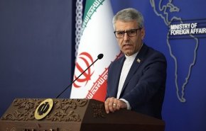 طهران: خطوطنا الحمراء جزء من المبادئ التفاوضية ونتابعها بجدية