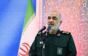 اللواء سلامي: الحرس الثوري يقف بثبات في الميدان