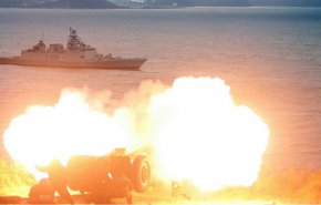 البحرية الهندية توجه ضربات لأهداف داخل باكستان