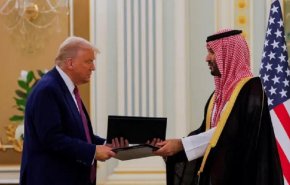 شاهد: ترامب وبن سلمان يوقعان أكبر صفقة دفاعية بنحو 142 مليار دولار