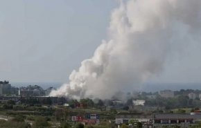 بالفيديو.. انفجار ضخم بمستودع للمواد الكيميائية في جنوب إسبانيا