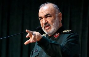 اللواء سلامي: الشعب الإيراني انتصر على أمريكا في جميع ساحات المواجهة