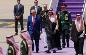 مواقف ترامب الدراماتيكية في المنطقة ترعب كيان الاحتلال