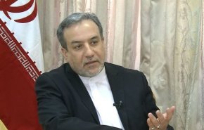 عراقجي يلتقي رئيس وزراء الفاتيكان