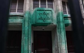 تخريب مؤسسات يهودية في باريس یغضب الرئيس الإسرائيلي 