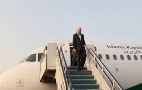 رئيس البرلمان الإيراني يصل إلى كاراكاس