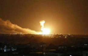 بالفیديو...جيش الاحتلال يشن غارات على جنوب سوريا