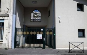 سرقة مصحف من داخل مسجد وحرقه بفرنسا