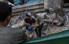 سوء التغذية في غزة يدفع الأطباء للتبرع بدمائهم لإنقاذ الجرحى