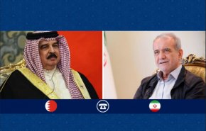 الرئيس بزشكيان وملك البحرين يتبادلان التهاني بعيد الاضحى المبارك