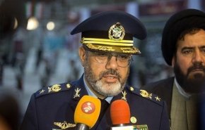 وزير الدفاع الإيراني: أجرينا تجربة ناجحة لصاروخ برأس حربي يزن طنين