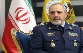 طهران ترسم معادلات جديدة: صاروخ برأس حربي يزن طنين يدخل الخدمة  