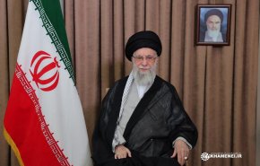 رهبر معظم انقلاب : نیروهای مسلح رژیم رذل صهیونی را بیچاره خواهندکرد