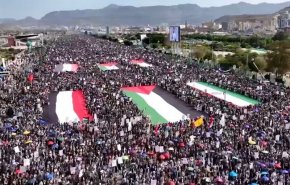 مسيرة مليونية في السبعين باليمن للتضامن مع غزة والجمهورية الإسلامية
