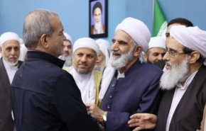 أهل السنة في إيران يدعون إلى الحفاظ على الوحدة