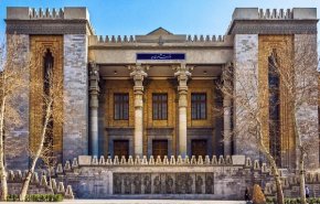 الخارجية الإيرانية: أصبح واضحا للجميع أن أمريكا لا تلتزم بأي قانون
