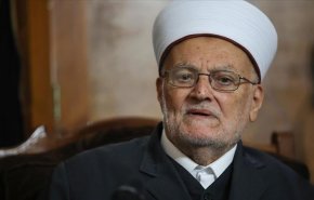 الشيخ عكرمة صبري: إغلاق الأقصى انتهاك خطير وفرض لواقع جديد