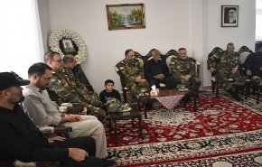 قائد القوات البرية للجيش الايراني يُؤكد على الدفاع عن ثغور البلاد