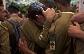 جندي صهيوني آخر يحاول الانتحار داخل قاعدة تدريب