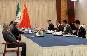 مذاکرات وزرای امور خارجه ایران و چین در باره روابط دوجانبه و تحولات بین‌المللی
