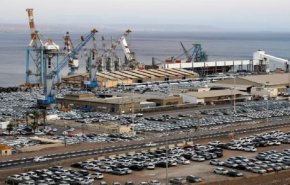 شاهد.. إغلاق كامل لميناء إيلات يشل حركة الملاحة الإسرائيلية