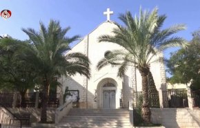 الإحتلال يقصف كنيسة دير اللاتين التي تؤوي نازحين وسط غزة.. إليكم التفاصيل!