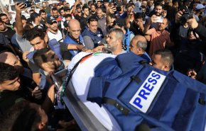 شاهد.. 232 شهيدًا من الصحفيين و122 ضحية جوع في غزة!