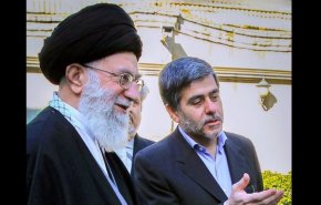 صور/استراليون يرفعون صور آية الله خامنئي وعالم نووي ايراني بتظاهرة داعمة لغزة