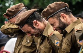 كاتب اسرائيلي: حكومتنا حقيرة.. فتحت علينا أبواب الجحيم 
