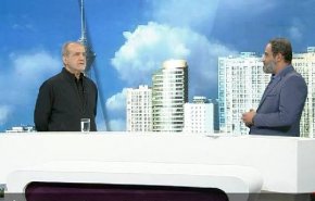 حضور سرزده رییس جمهور در صدا و سیما/ رسانه صدای مردم است