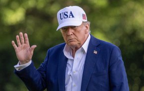 اتصال ترامب بقادة الناتو بعد مكالمة طويلة مع زيلينسكي