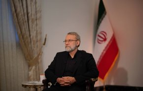 لاريجاني: لا نسمح للدول الأخرى بالتدخل بين إيران والعراق