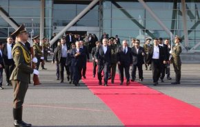 الرئيس بزشكيان يغادر أرمينيا إلى بيلاروسيا