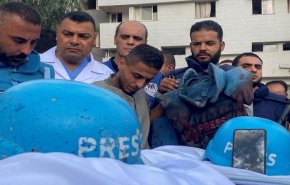 17 سناتورًا أمريكيًا يطالبون 