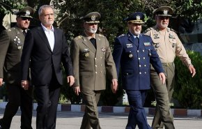 الجيش الإيراني: الحكومة الـ14تسعى بعزيمة راسخة نحو تقدم إيران الإسلامية