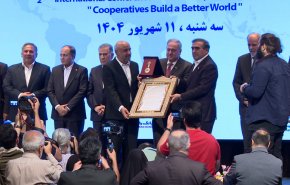 إيران تقيم الملتقى الدولي الثاني للاقتصاد التعاوني + فيديو