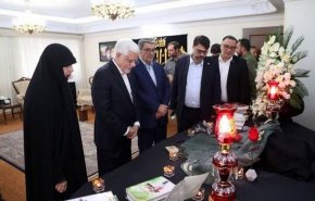 عارف يلتقي بعائلات القادة والعلماء الذين استشهدوا في عدوان الـ12 يوما