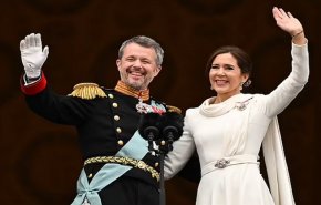 الدنمارك تتجاوز 